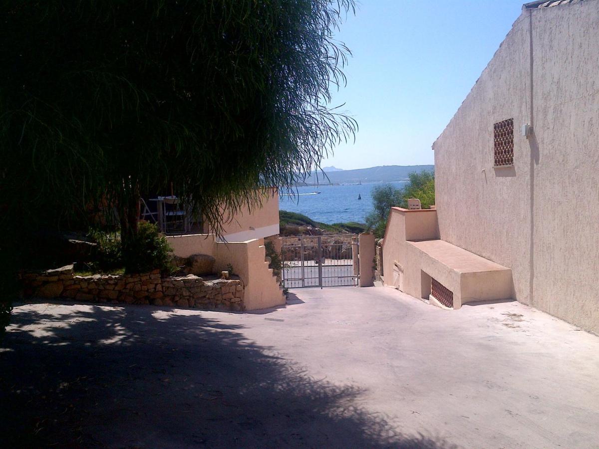 Villa Bilocale A Pochi Metri Dal Mare La Maddalena  Exterior foto